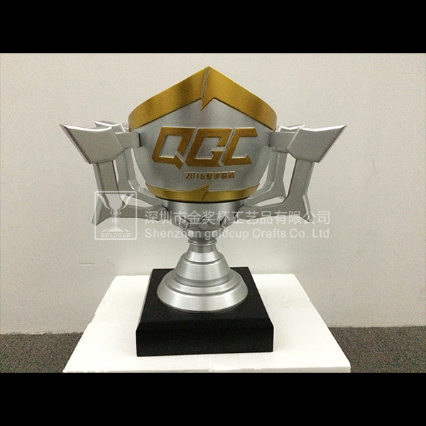 金奖杯